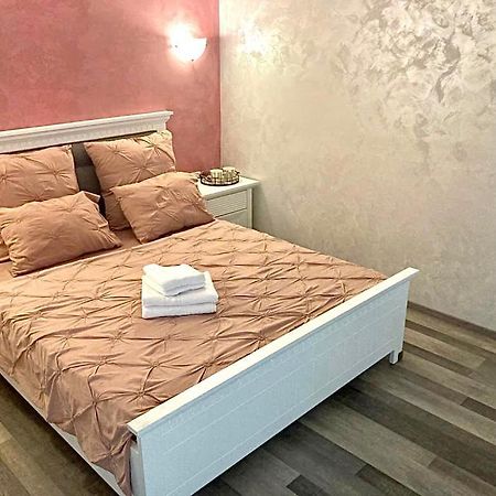 Appartamento Rez Iasi Esterno foto